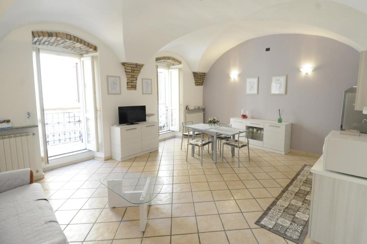 St. George Apartment Lovere Buitenkant foto