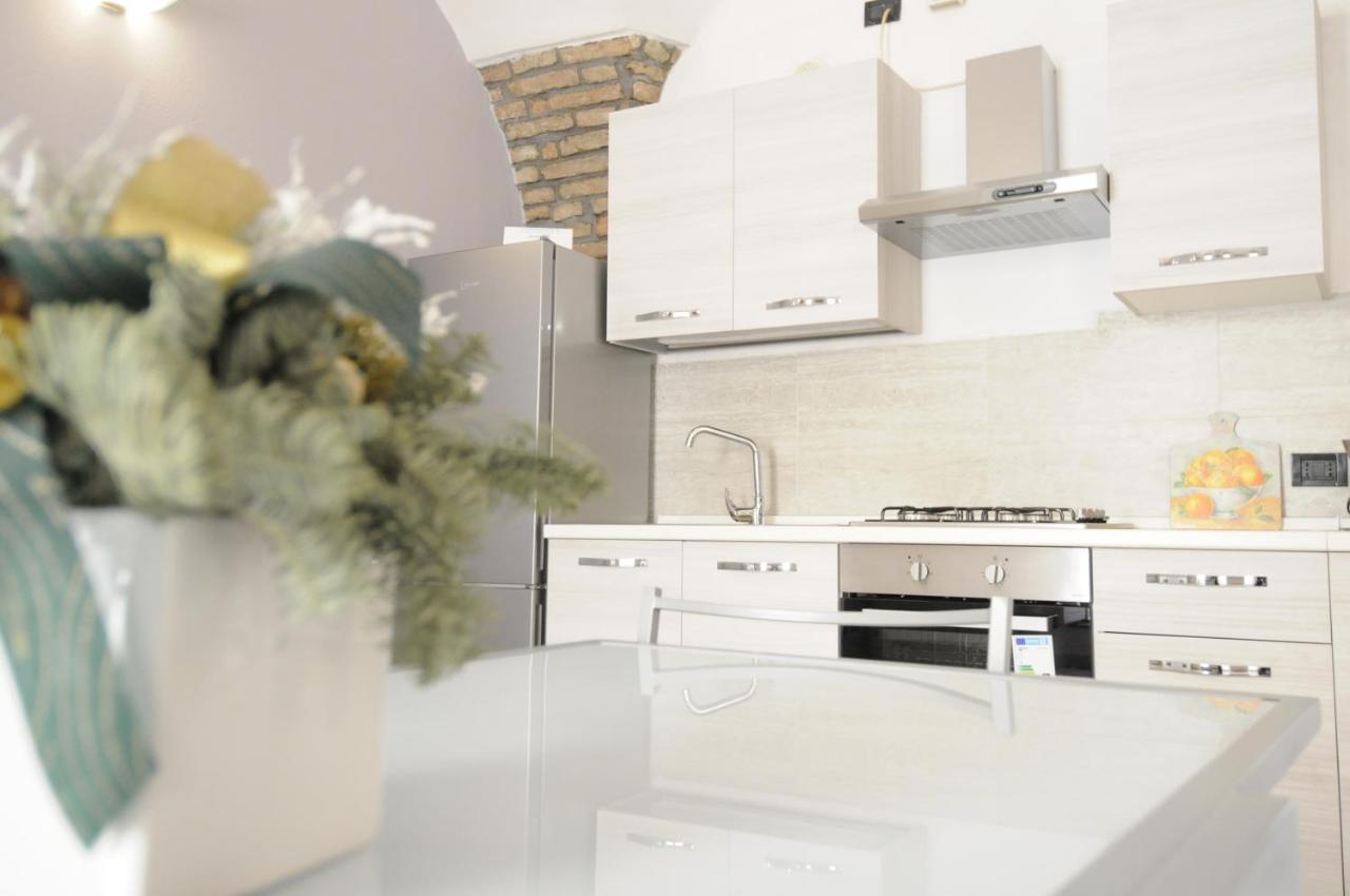 St. George Apartment Lovere Buitenkant foto